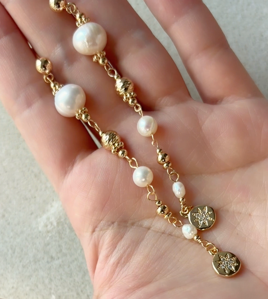 (White) Pearl Earrings Mali & Ell
