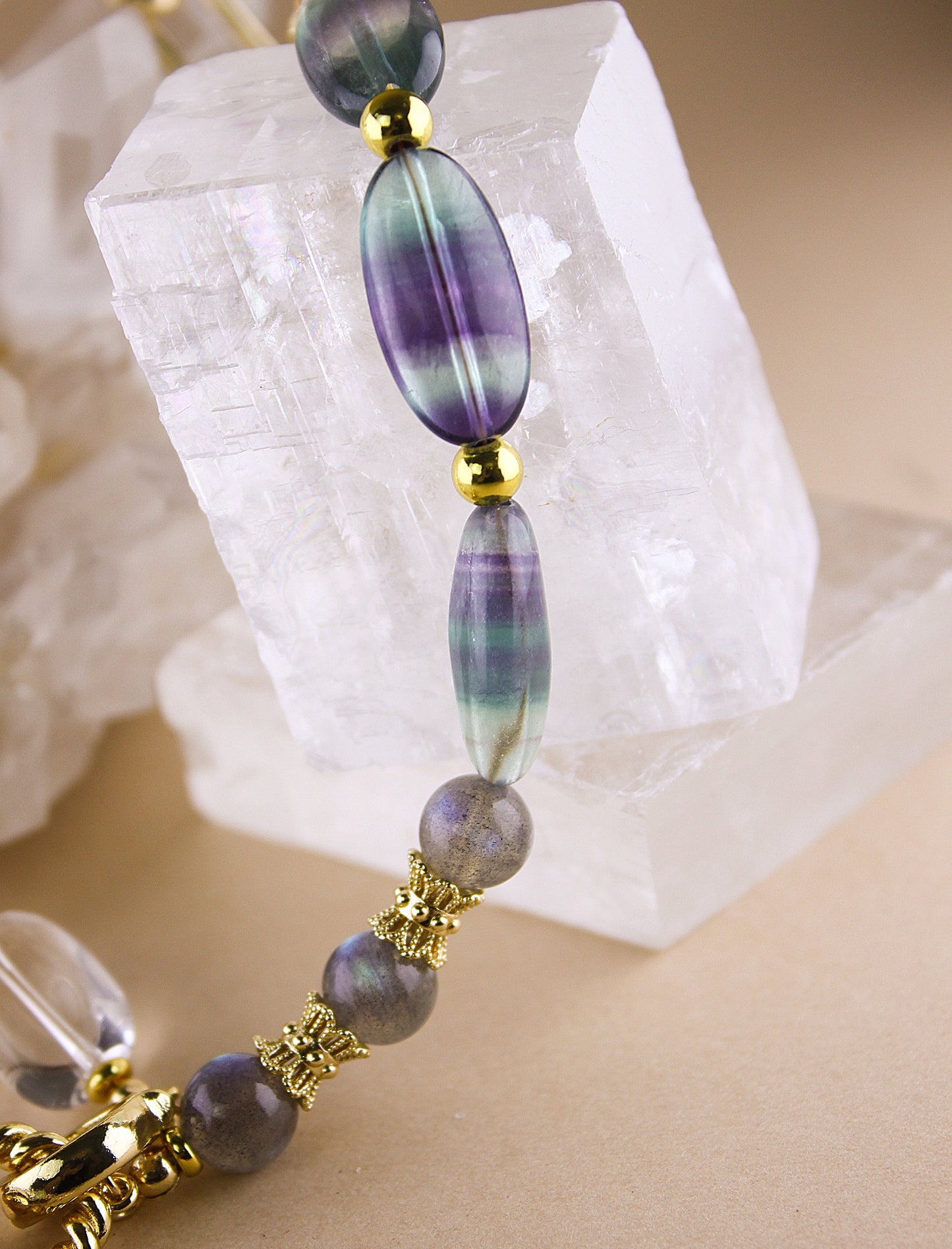 May The Magic Be with You - Collarbone Neckalce Mali & Ell